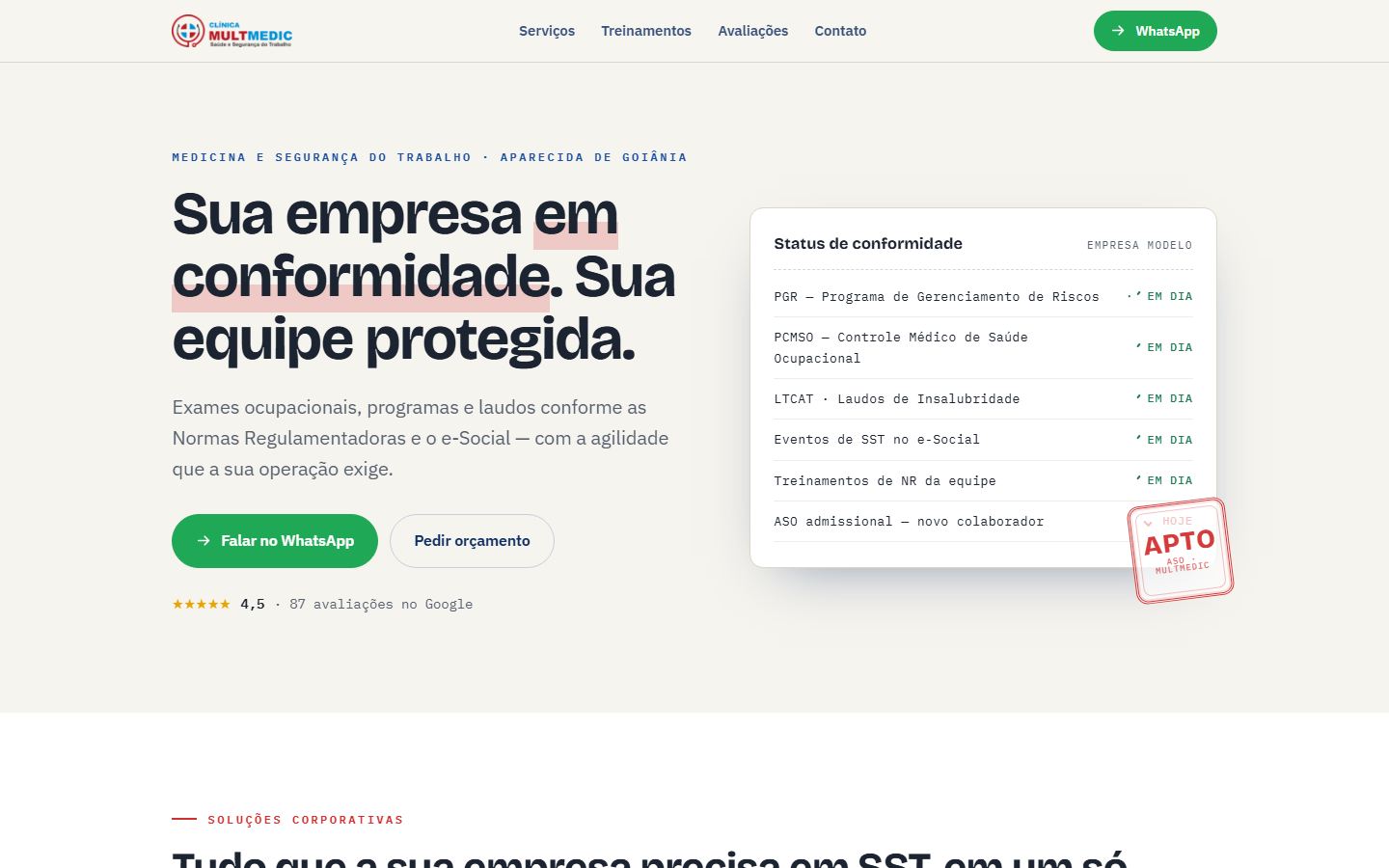Topo da página da Clínica Multmedic com a frase principal e o botão de WhatsApp